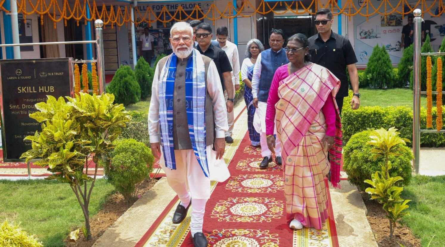 President Murmu, PM Modi visit Pahadpur village